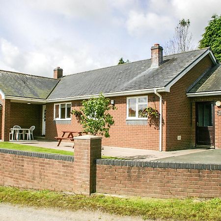 Gwynfan Bungalow Nantmel Exterior photo